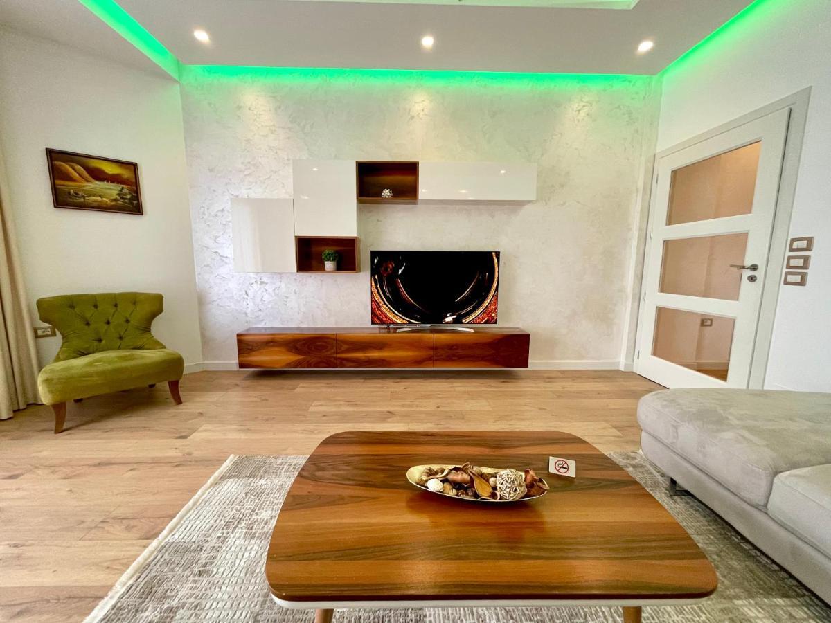Queen'S Luxury Apartments Lake Τίρανα Εξωτερικό φωτογραφία