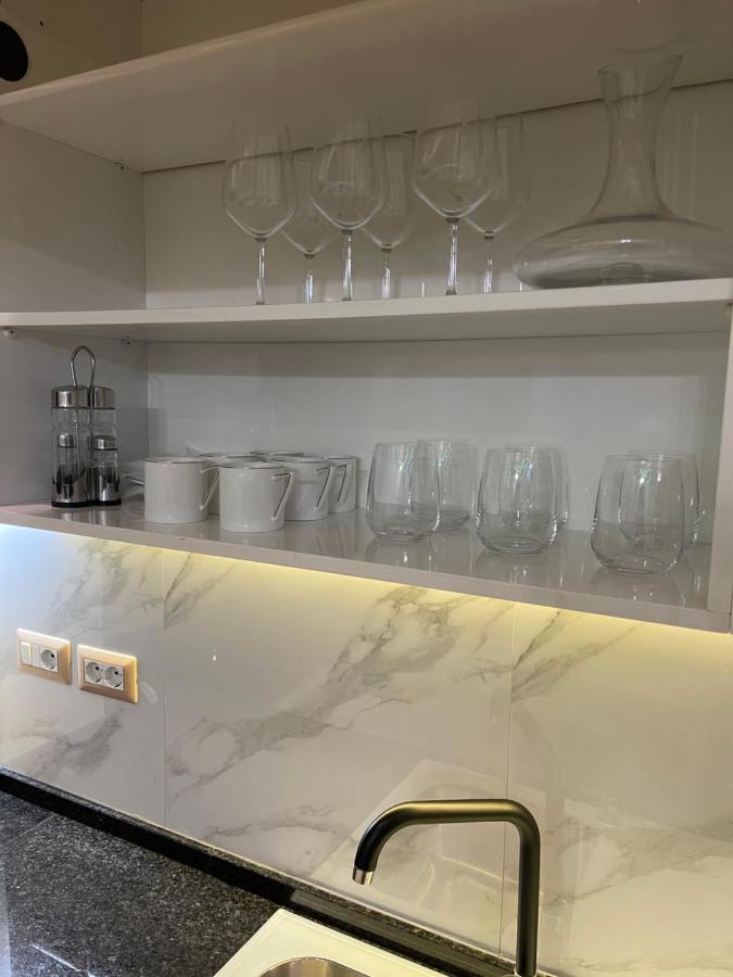 Queen'S Luxury Apartments Lake Τίρανα Εξωτερικό φωτογραφία
